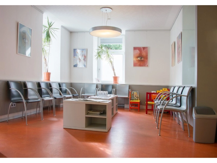 Galerie-Bild 3: Dr. Christian Grohsmann aus Bad Ischl von Grohsmann, Christian, Dr.med., FA f Augenheilkunde