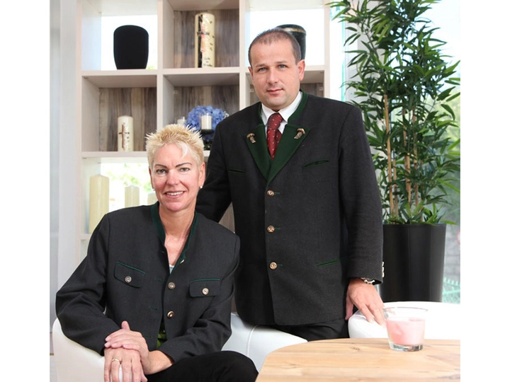 Galerie-Bild 4: Bestattung Lesiak aus Sankt Gilgen von Lesiak, Konrad