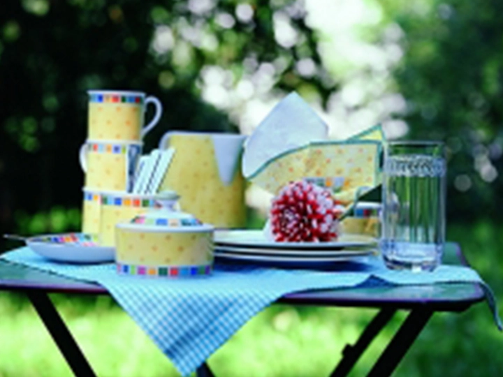 Galerie-Bild 4: Peterschelka KG aus Auersthal von Peterschelka Diskont-Tankstelle, TISCHKULTUR, Geschenke