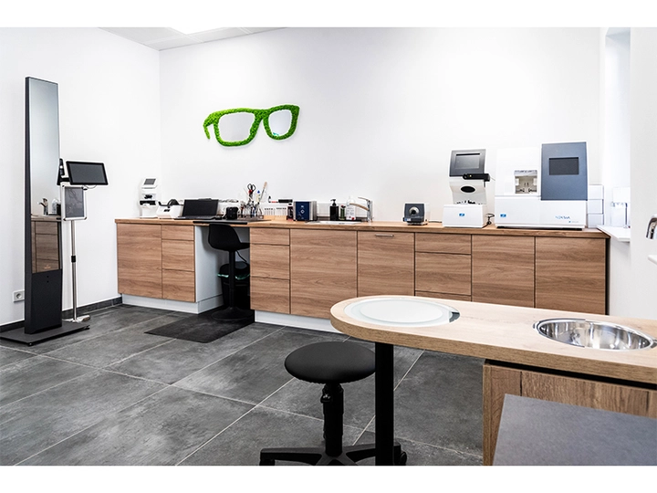 Galerie-Bild 3: Optik Deutschl Gmbh aus Peggau von Optik Deutschl Gmbh