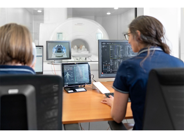 Galerie-Bild 2: MR-INSTITUT GMUNDEN GmbH aus Gmunden von MR-INSTITUT GMUNDEN GmbH - Prim. Dr. Lindner & Univ. Doz. Dr. Dirisamer