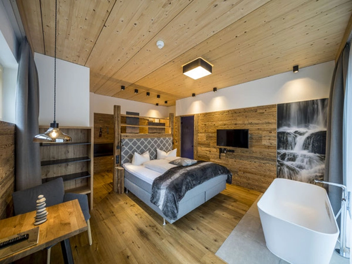 Galerie-Bild 2: Mario Matt aus See von Matt, Mario, Tischlerei