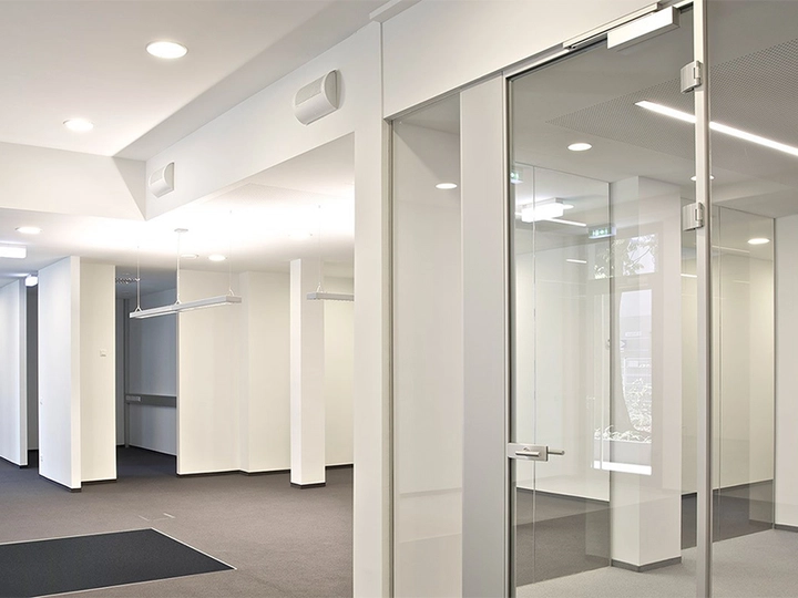 Galerie-Bild 2: Bayer Glastechnik GmbH aus Apfelsbach von Bayer Glastechnik GmbH, Glas