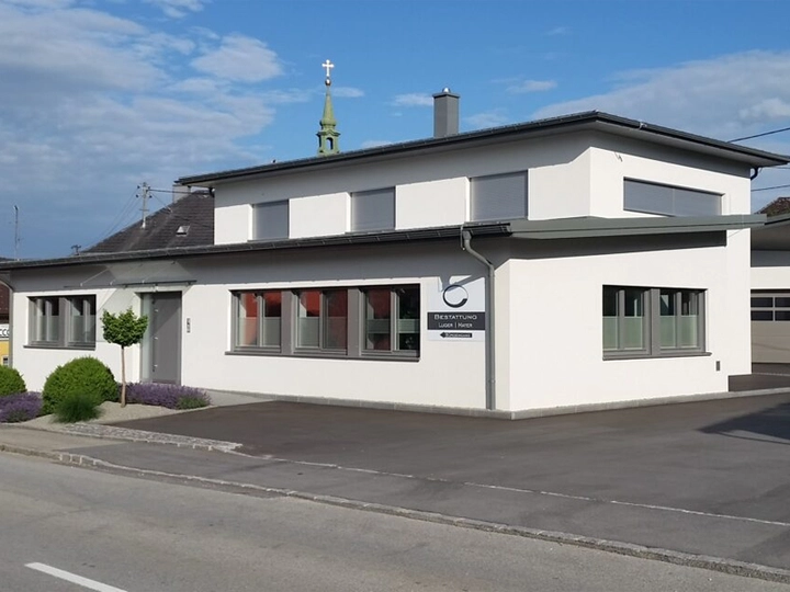 Galerie-Bild 4: Mayer Walter Bestattung GmbH aus Sigharting von Mayer, Walter, Bestattungsunternehmen