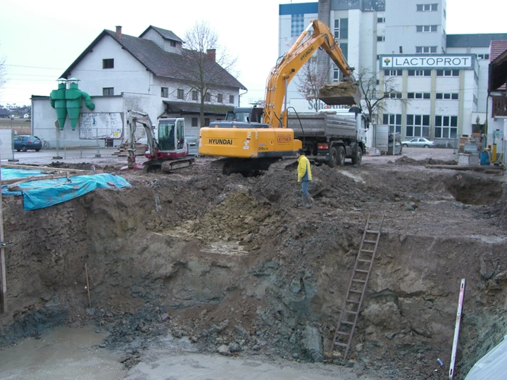 Galerie-Bild 4: Leitner Transporte aus Taufkirchen an der Pram von Leitner Transporte, Transportunternehmen