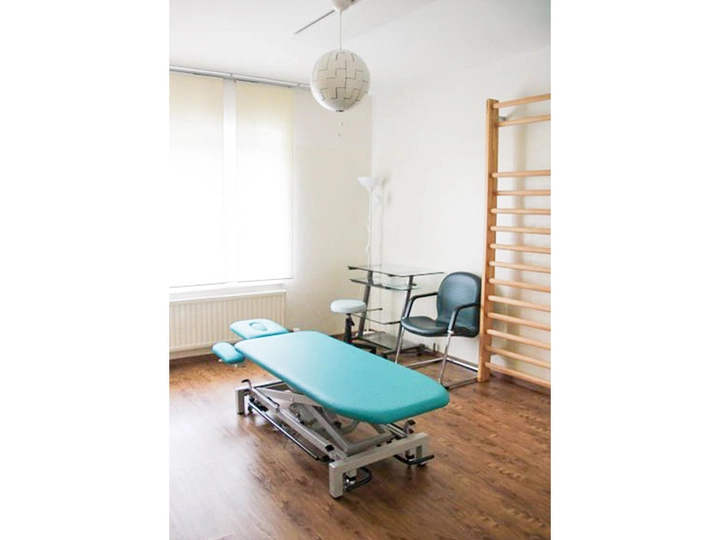 Galerie-Bild 2: Cornelia Haidinger aus Wels von Haidinger, Cornelia, Dipl-PT, Physiotherapie