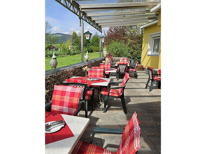 Galerie-Bild 1: Wirtshaus Kainz aus St. Stefan von Kainz, Robert, Wirtshaus