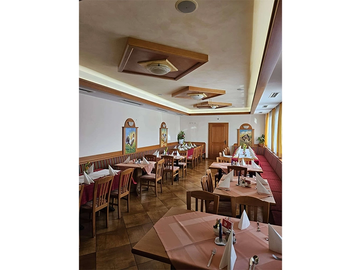 Galerie-Bild 4: Wirtshaus Kainz aus St. Stefan von Kainz, Robert, Wirtshaus