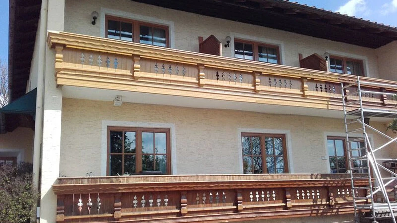 Holzschutz durch Malermeister Ernst Klingelbrunner jun.