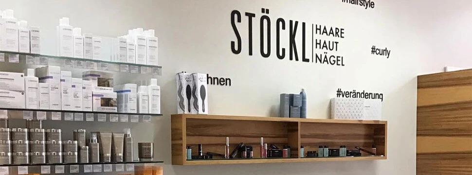 Haarverlängerung und Haarverdichtung Purgstall | Tresen bei Hairstyle Stöckl Haarverlängerung und Haarverdichtung Purgstall | Tresen bei Hairstyle Stöckl
